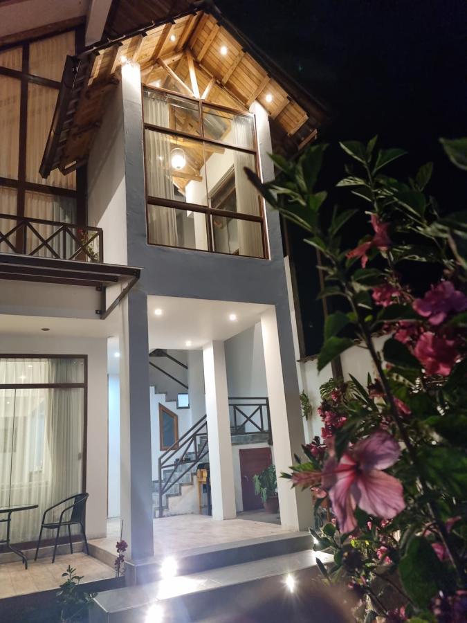 Flores De La Villa Huayoccare ภายนอก รูปภาพ